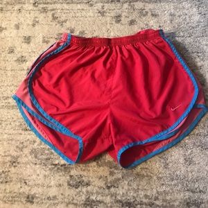 Women’s Nike running shorts (M) EUC